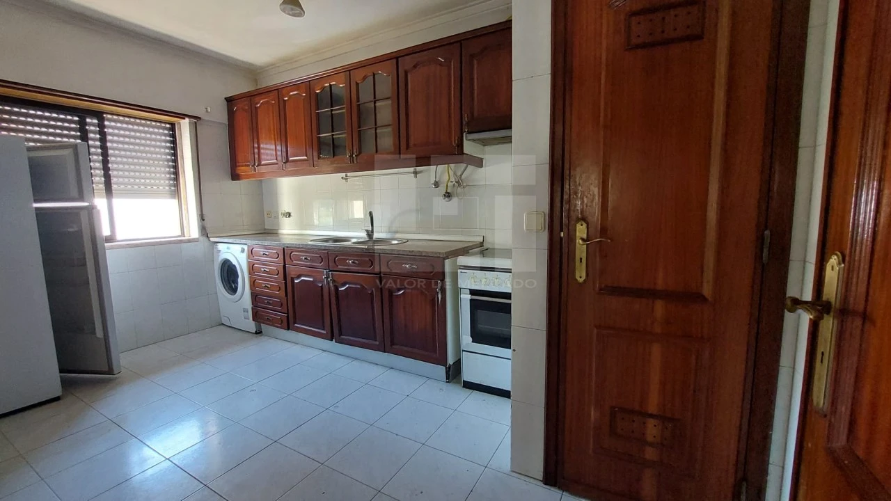 Apartamento T2 para Venda em Cacém e São Marcos Foto 15