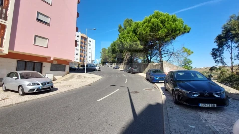 Apartamento T2 para Venda em Cacém e São Marcos