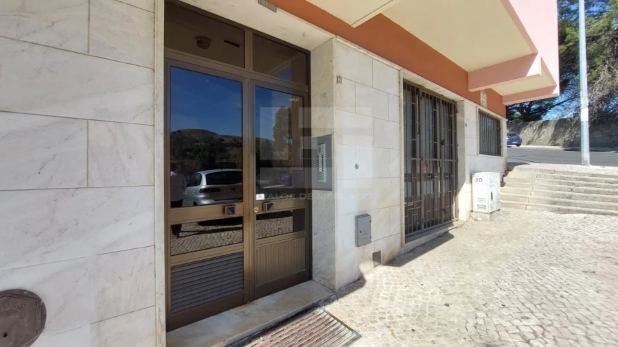 Apartamento T2 para Venda em Cacém e São Marcos Foto 21