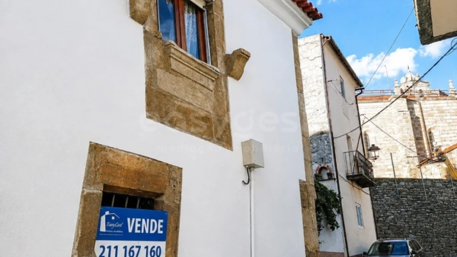 Moradia T2 para Venda em Freixo de Espada a Cinta e Mazouco