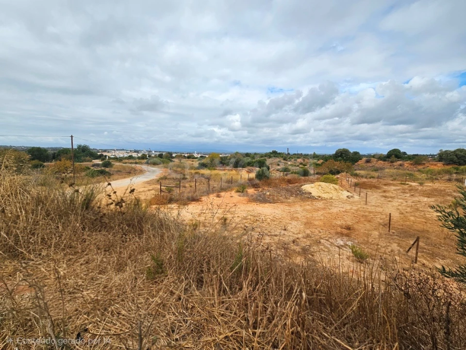 Terreno para Venda em Alcantarilha e Pêra Foto 1