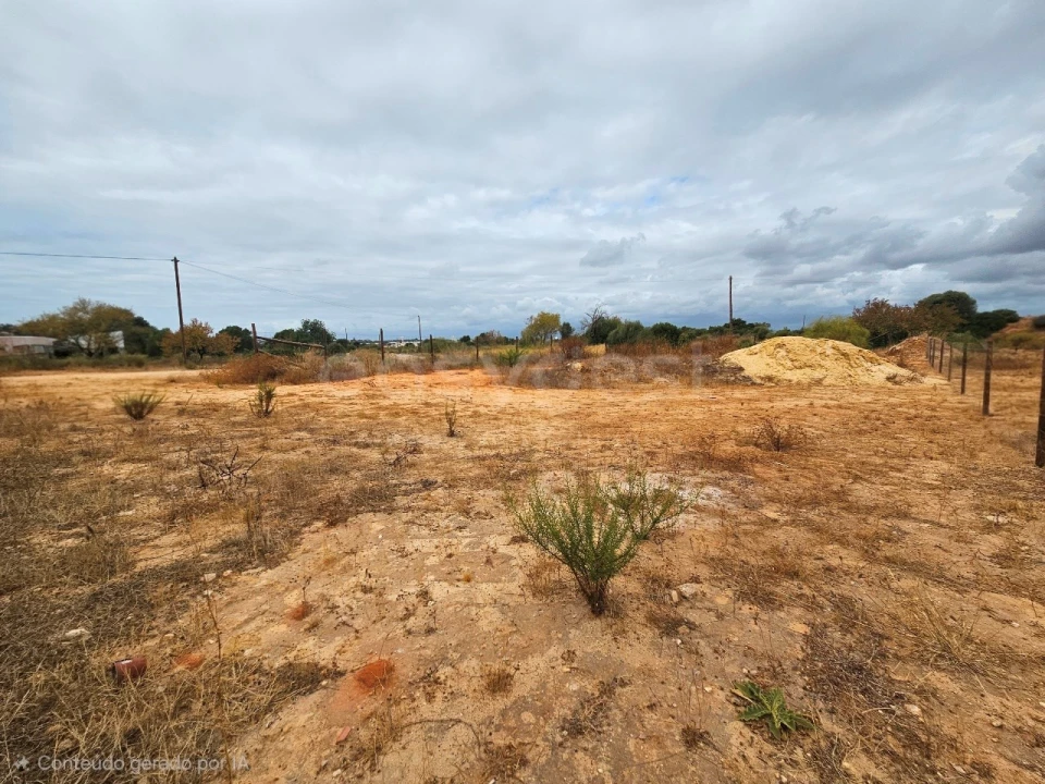 Terreno para Venda em Alcantarilha e Pêra Foto 2