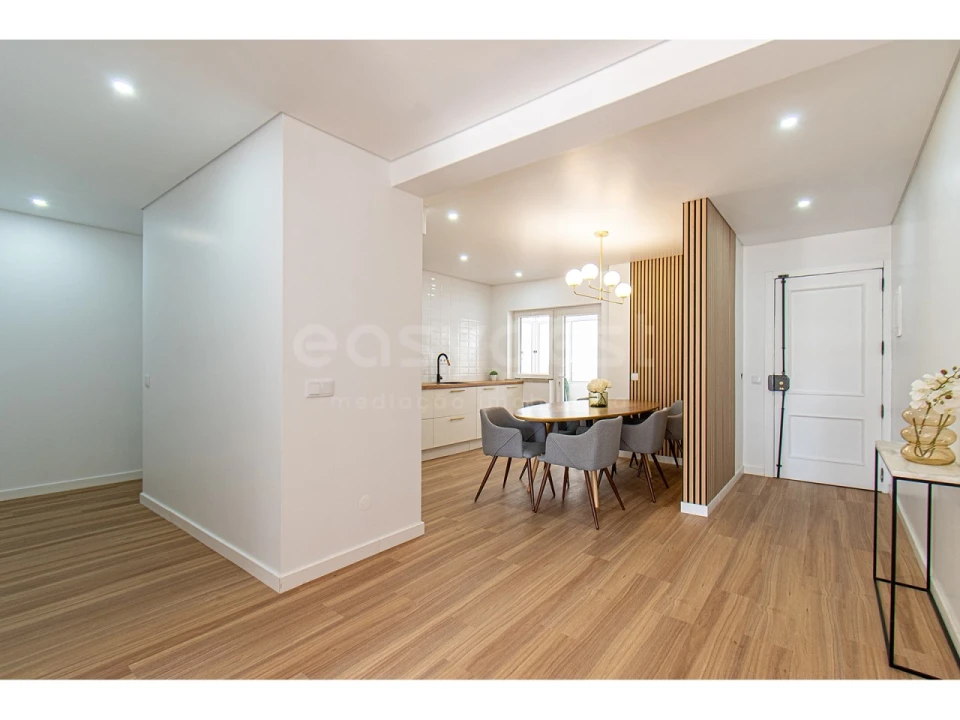 Apartamento T3 para Venda em Vila Real de Santo Antonio Foto 2