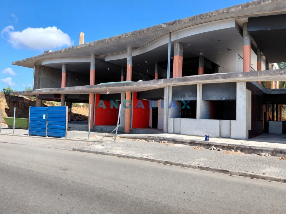 Negócio para Venda em Rio Maior Foto 1