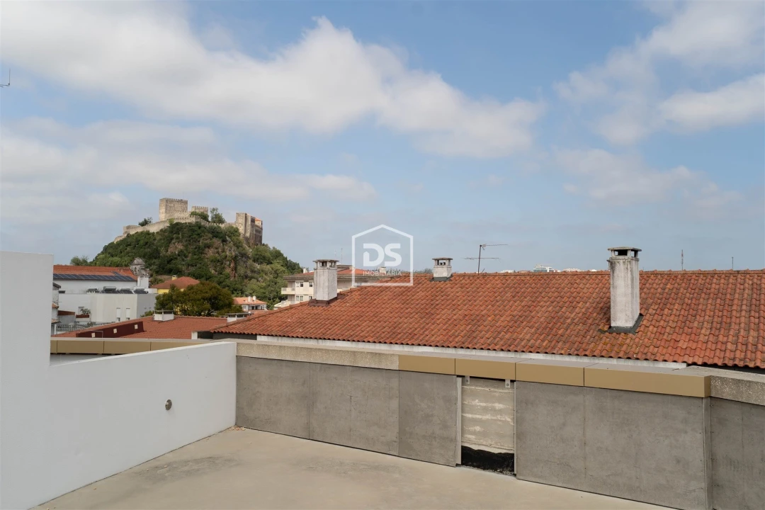 Apartamento T3 para Venda em Leiria, Pousos, Barreira e Cortes Foto 39
