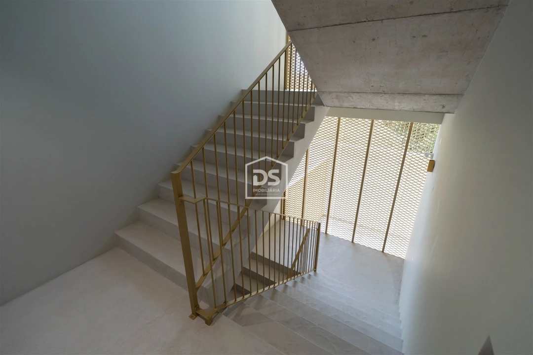 Apartamento T3 para Venda em Leiria, Pousos, Barreira e Cortes Foto 52