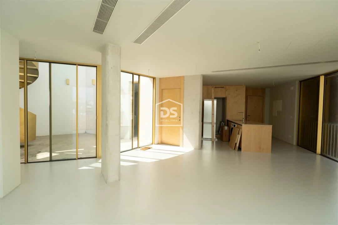 Apartamento T3 para Venda em Leiria, Pousos, Barreira e Cortes Foto 55