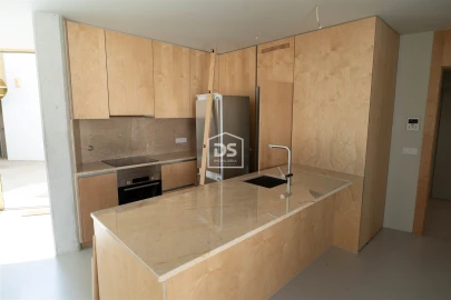 Apartamento T3 para Venda em Leiria, Pousos, Barreira e Cortes