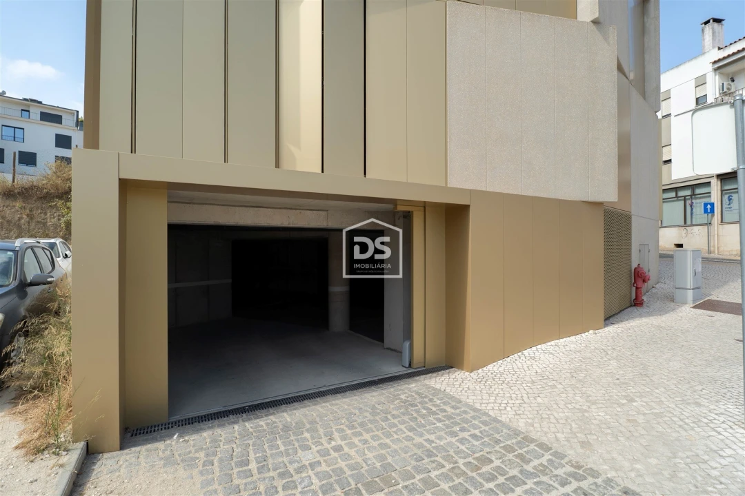 Apartamento T3 para Venda em Leiria, Pousos, Barreira e Cortes Foto 45