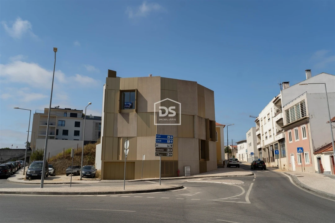 Apartamento T3 para Venda em Leiria, Pousos, Barreira e Cortes Foto 47