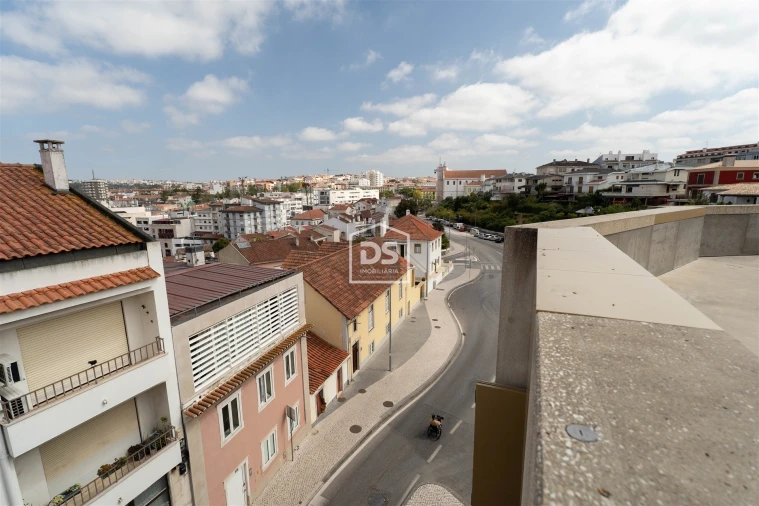 Apartamento T3 para Venda em Leiria, Pousos, Barreira e Cortes Foto 61
