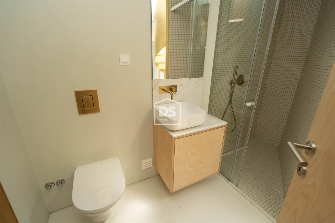 Apartamento T3 para Venda em Leiria, Pousos, Barreira e Cortes Foto 9
