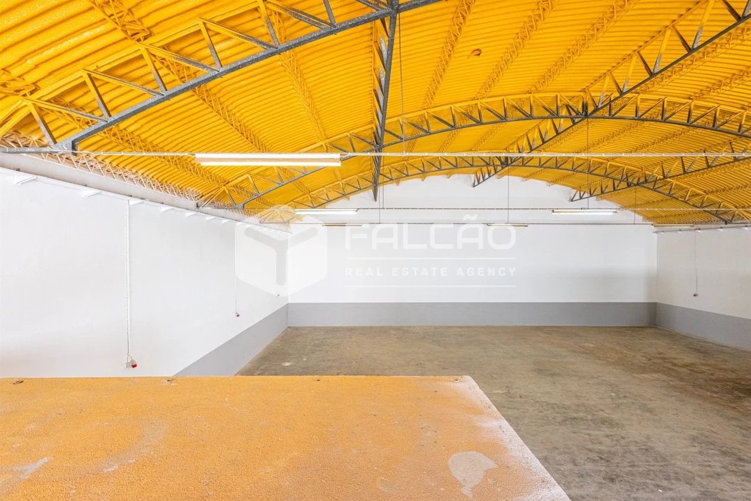 Armazém para Arrendamento em Marvila, Ribeira Santarém, São Salvador, São Nicolau Foto 6