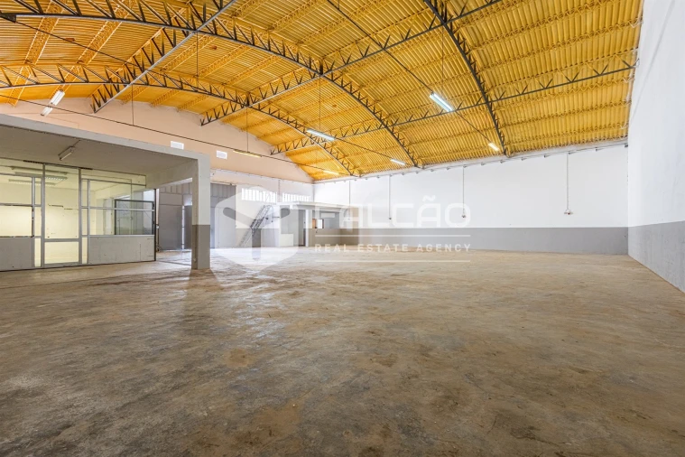 Armazém para Arrendamento em Marvila, Ribeira Santarém, São Salvador, São Nicolau Foto 9