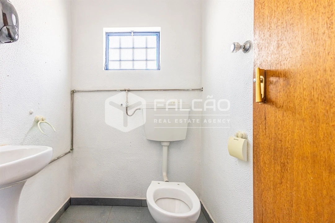Armazém para Arrendamento em Marvila, Ribeira Santarém, São Salvador, São Nicolau Foto 17