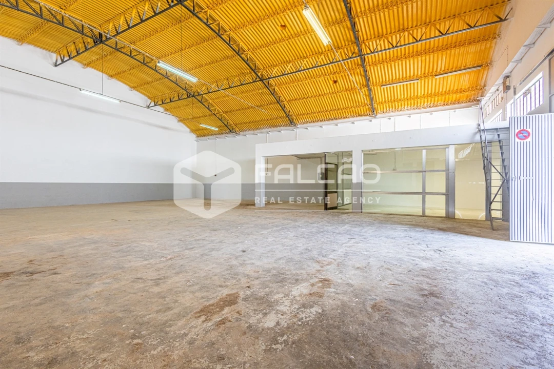 Armazém para Arrendamento em Marvila, Ribeira Santarém, São Salvador, São Nicolau Foto 1