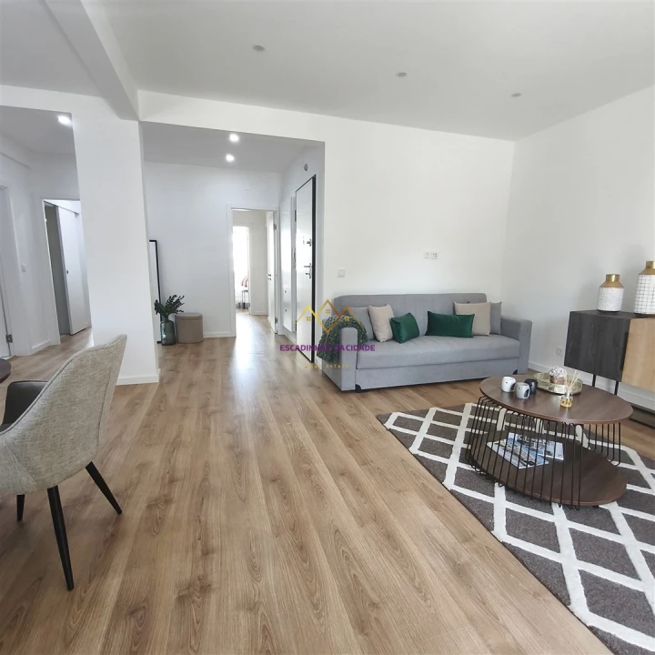 Apartamento T3 para Venda em Benfica Foto 6