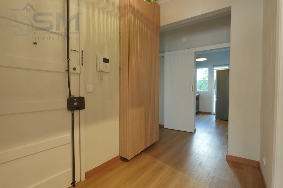 Apartamento T2 para Arrendamento em Ajuda Foto 5