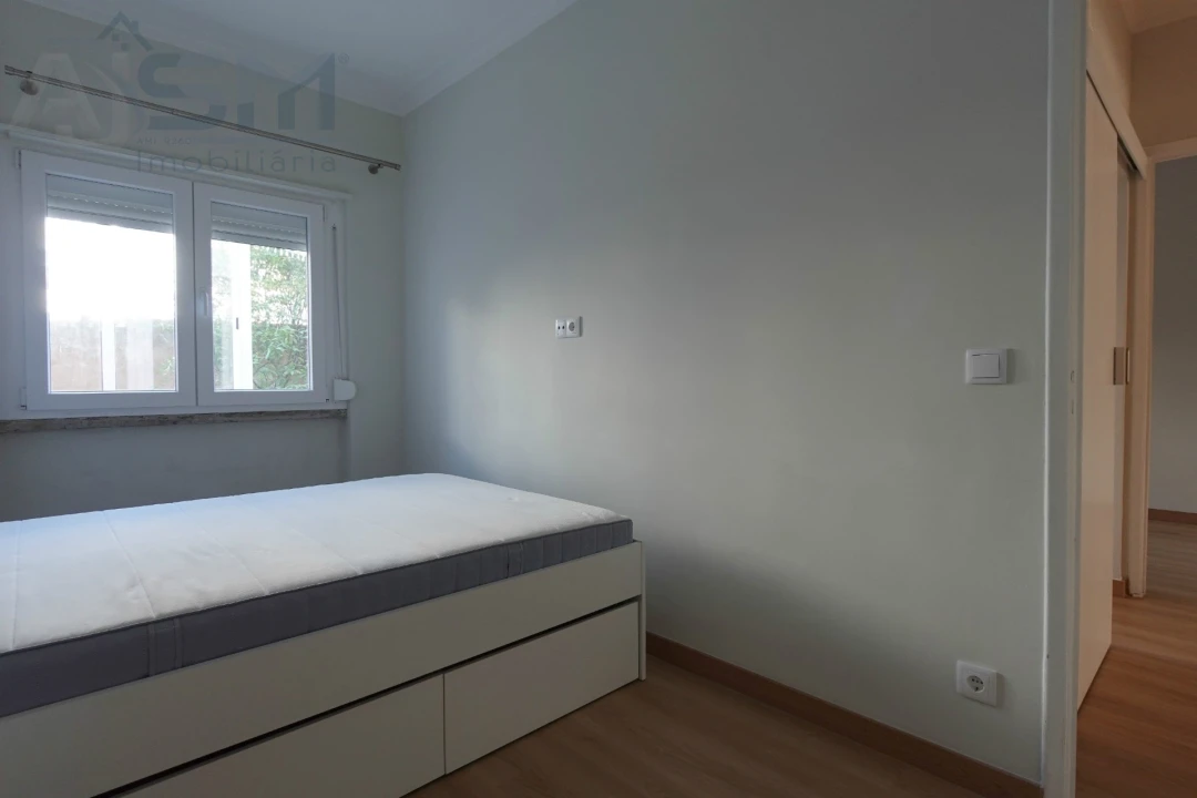 Apartamento T2 para Arrendamento em Ajuda Foto 22