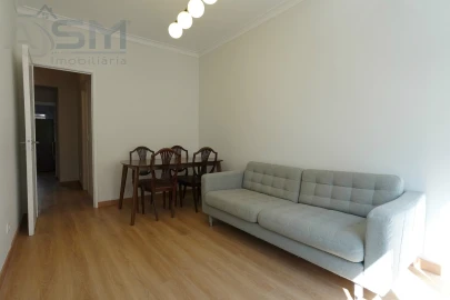 Apartamento T2 para Arrendamento em Ajuda