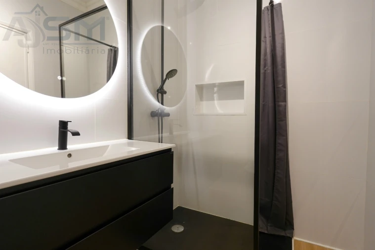 Apartamento T2 para Arrendamento em Ajuda Foto 7