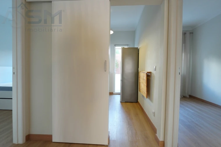 Apartamento T2 para Arrendamento em Ajuda Foto 10