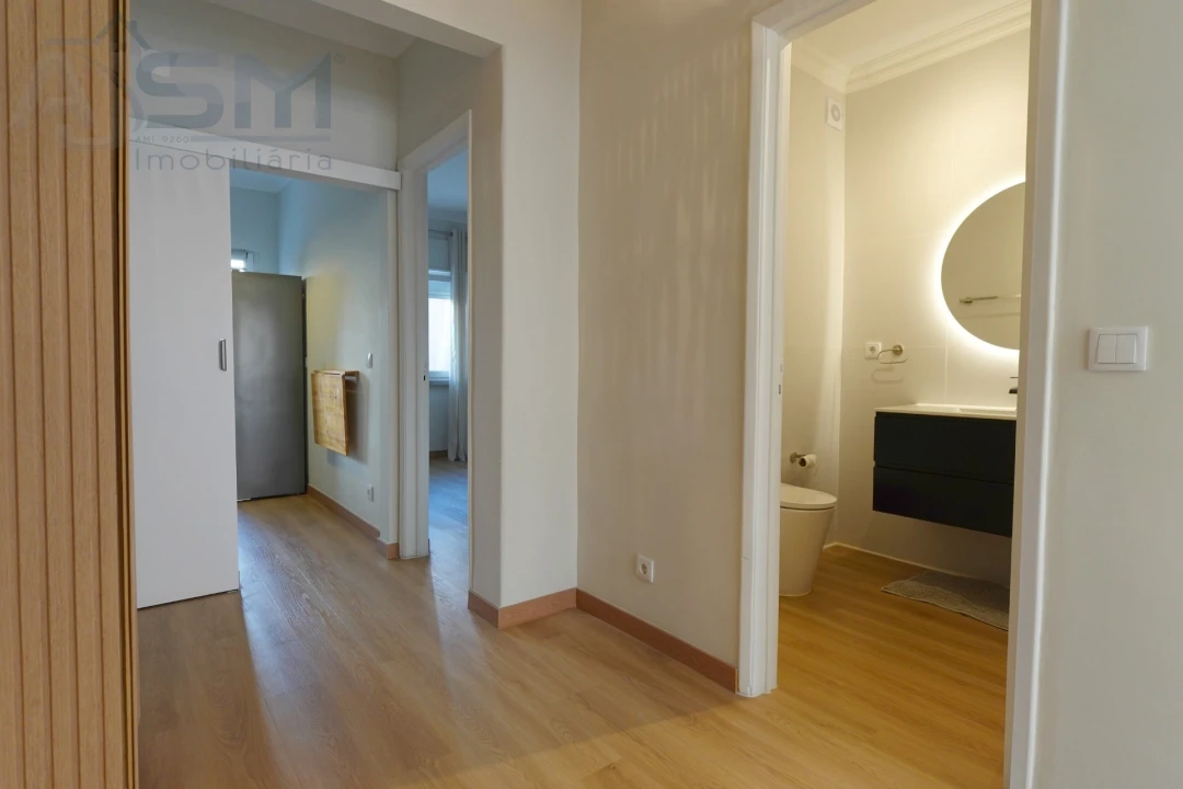 Apartamento T2 para Arrendamento em Ajuda Foto 1