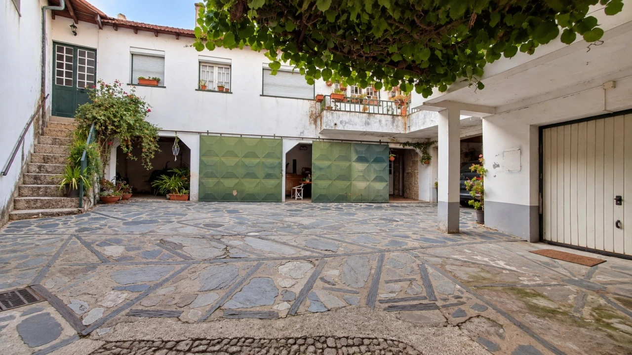 Moradia T8 para Venda em Sandomil Foto 12
