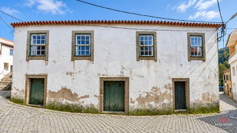 Moradia T8 para Venda em Sandomil