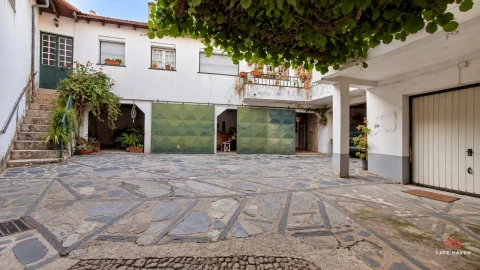 Moradia T8 para Venda em Sandomil