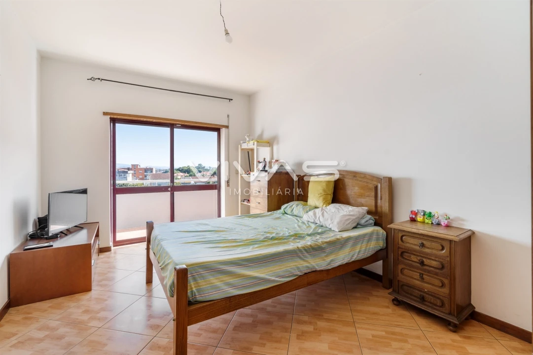 Apartamento T3 para Venda em Vila Verde e Barbudo Foto 13
