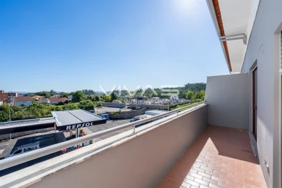 Apartamento T3 para Venda em Vila Verde e Barbudo