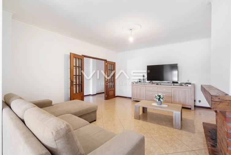 Apartamento T3 para Venda em Vila Verde e Barbudo Foto 7