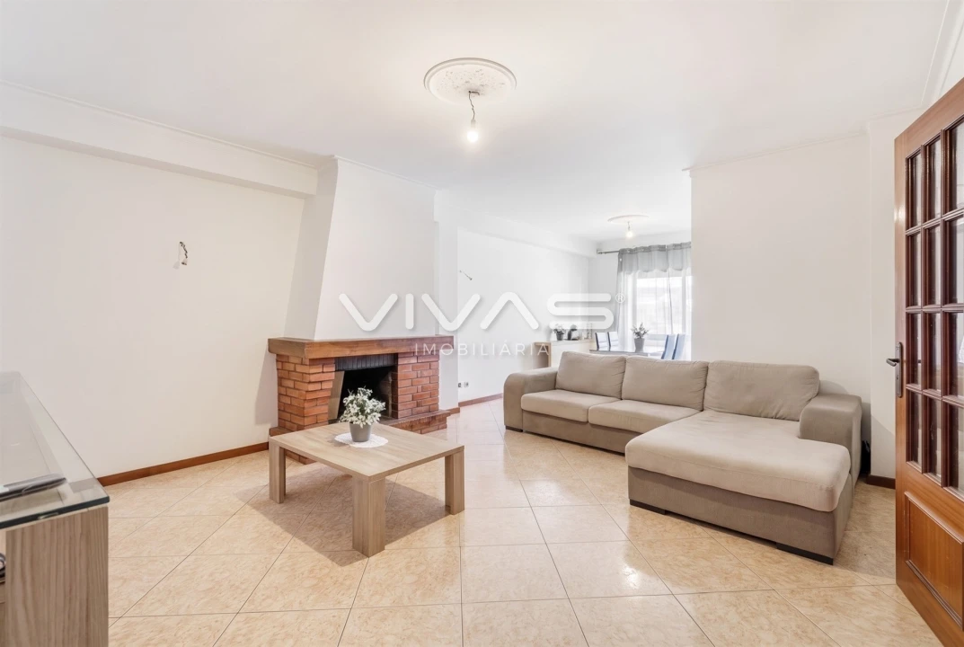 Apartamento T3 para Venda em Vila Verde e Barbudo Foto 6