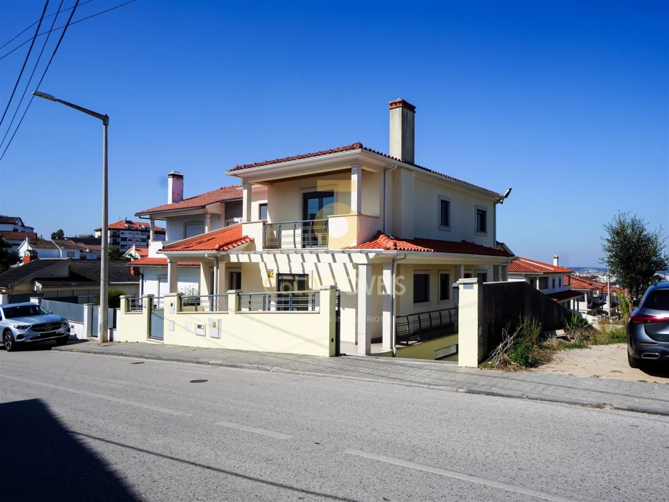 Moradia T3 para Venda em Leiria, Pousos, Barreira e Cortes Foto 2