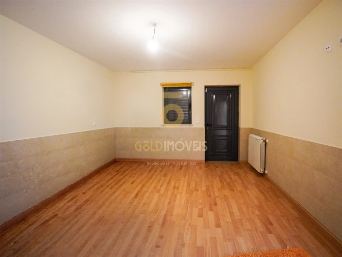 Moradia T3 para Venda em Leiria, Pousos, Barreira e Cortes Foto 8