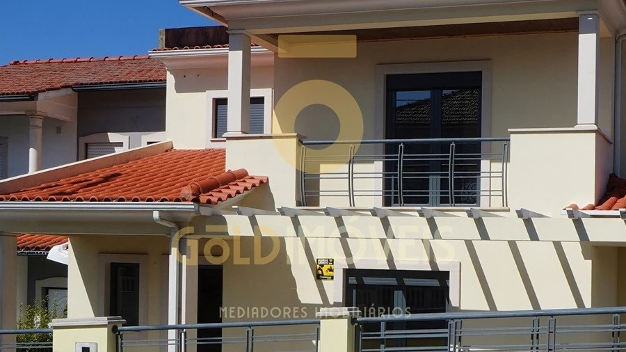 Moradia T3 para Venda em Leiria, Pousos, Barreira e Cortes