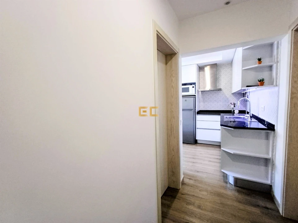 Apartamento T0 para Venda em Buarcos Foto 2