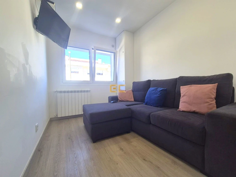 Apartamento T1 para Venda em Buarcos Foto 6