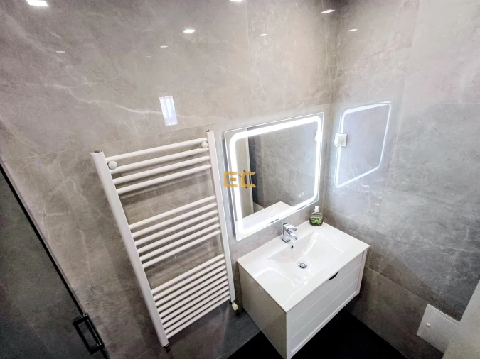 Apartamento T0 para Venda em Buarcos Foto 16