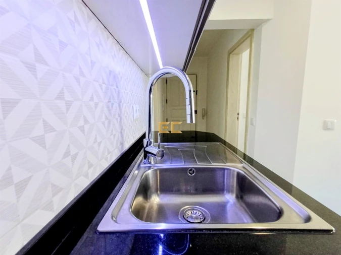 Apartamento T0 para Venda em Buarcos Foto 5