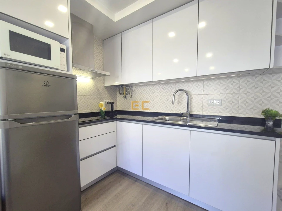 Apartamento T1 para Venda em Buarcos Foto 4