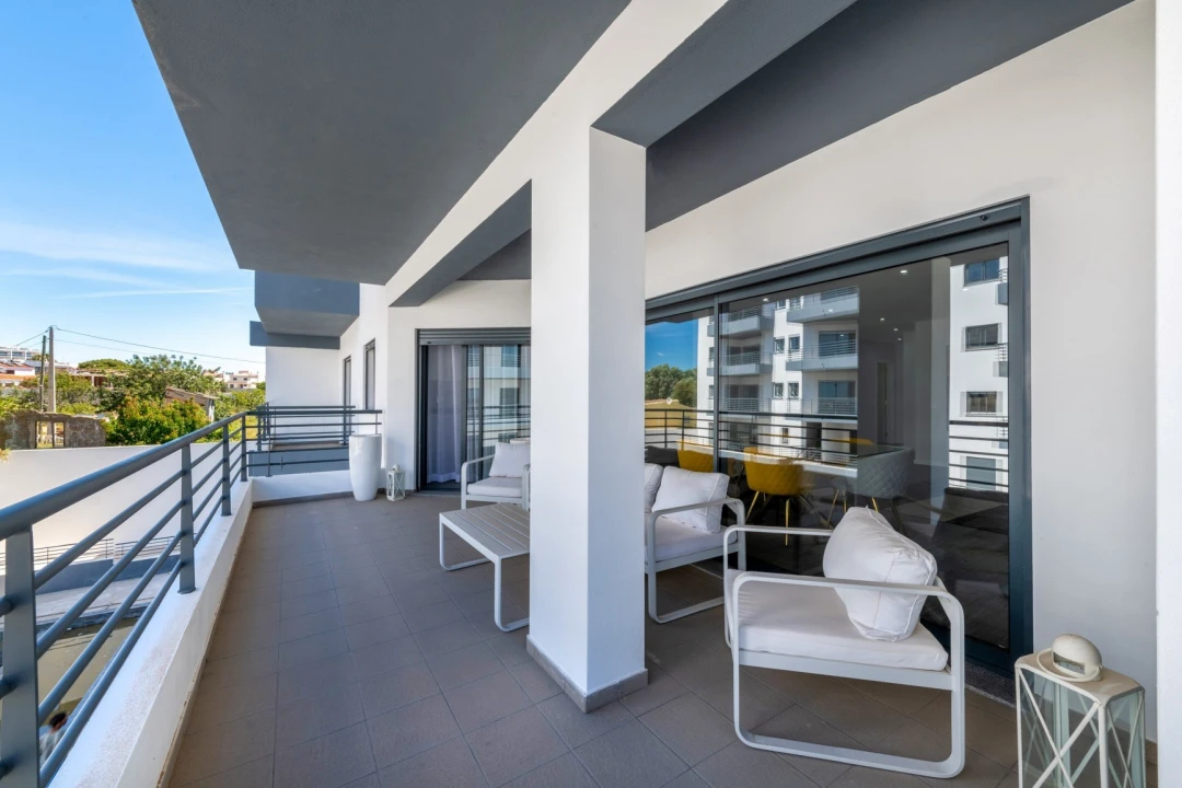 Apartamento T3 para Venda em Quelfes Foto 22