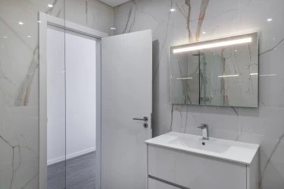 Apartamento T3 para Venda em Quelfes