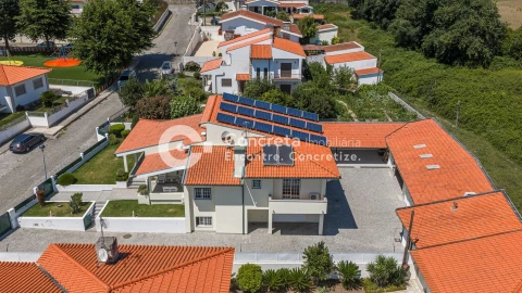 Moradia T3 para Venda em Abade de Neiva