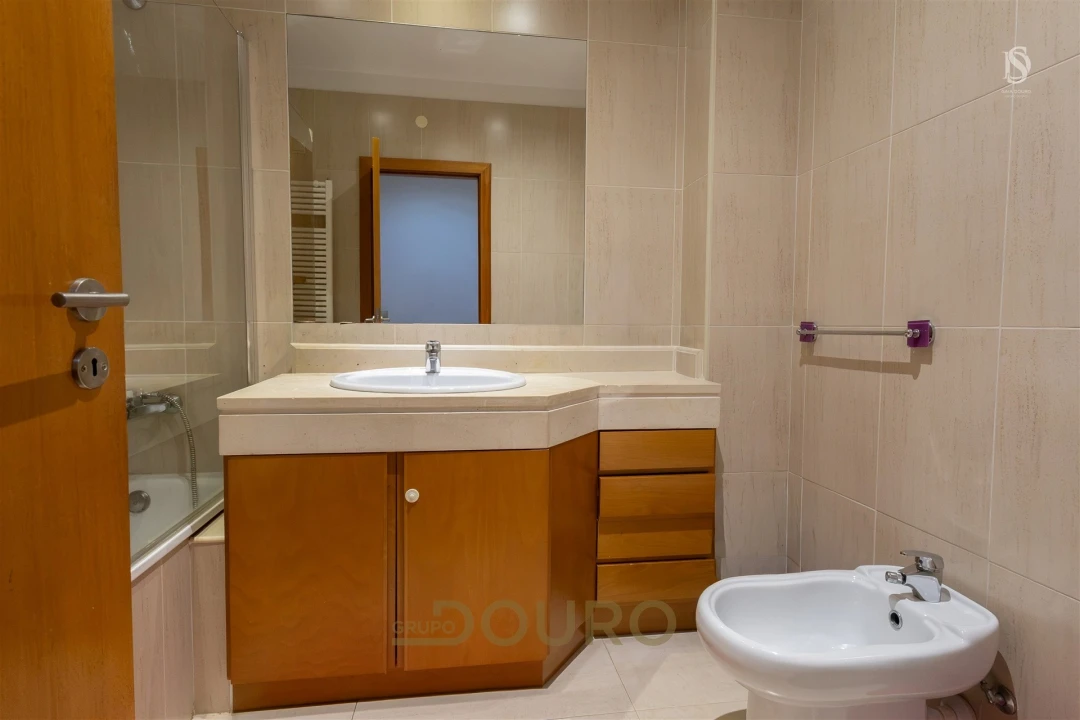Apartamento T2 para Venda em Moreira Foto 18