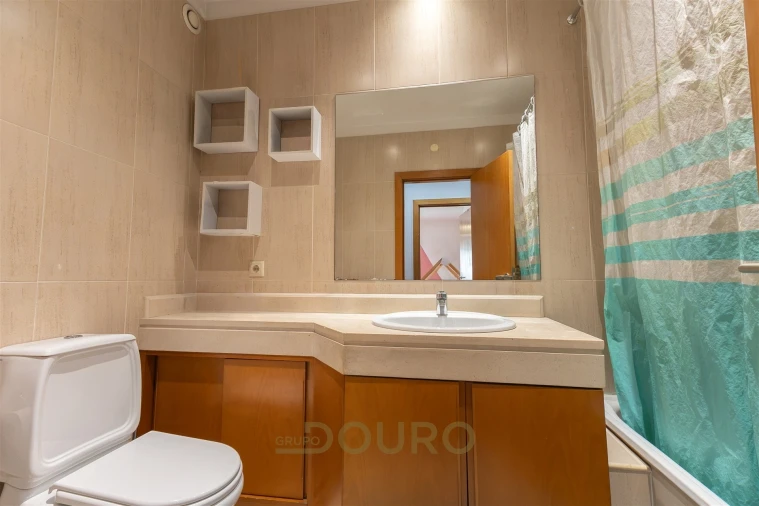 Apartamento T2 para Venda em Moreira Foto 20