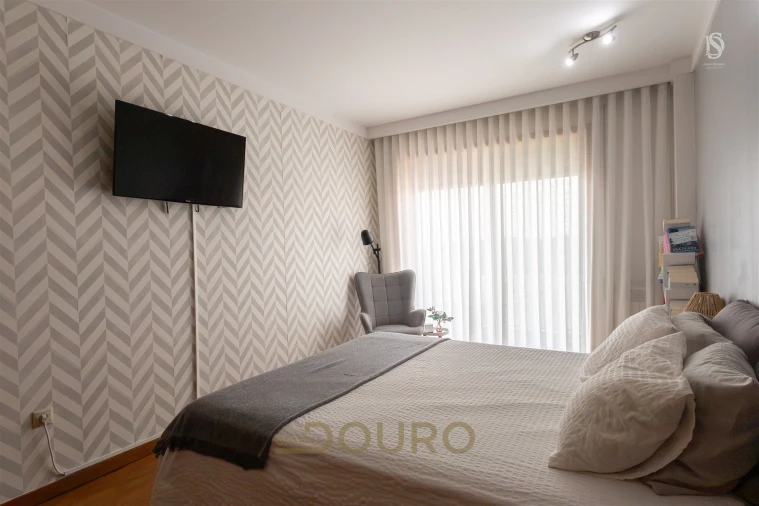 Apartamento T2 para Venda em Moreira Foto 11