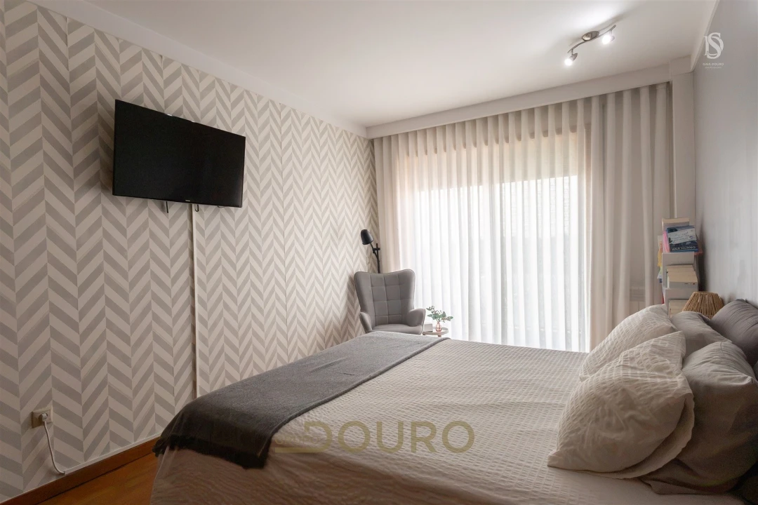 Apartamento T2 para Venda em Moreira Foto 11