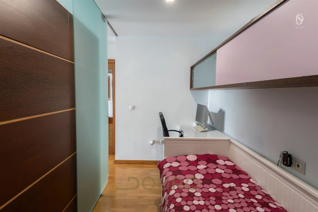 Apartamento T2 para Venda em Moreira Foto 16